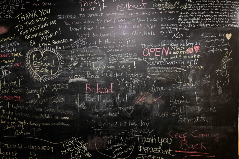 Chalkboard filled with motivational messages and gratitude notes from individuals at Renascent addiction treatment centre, emphasizing support, recovery, and community.